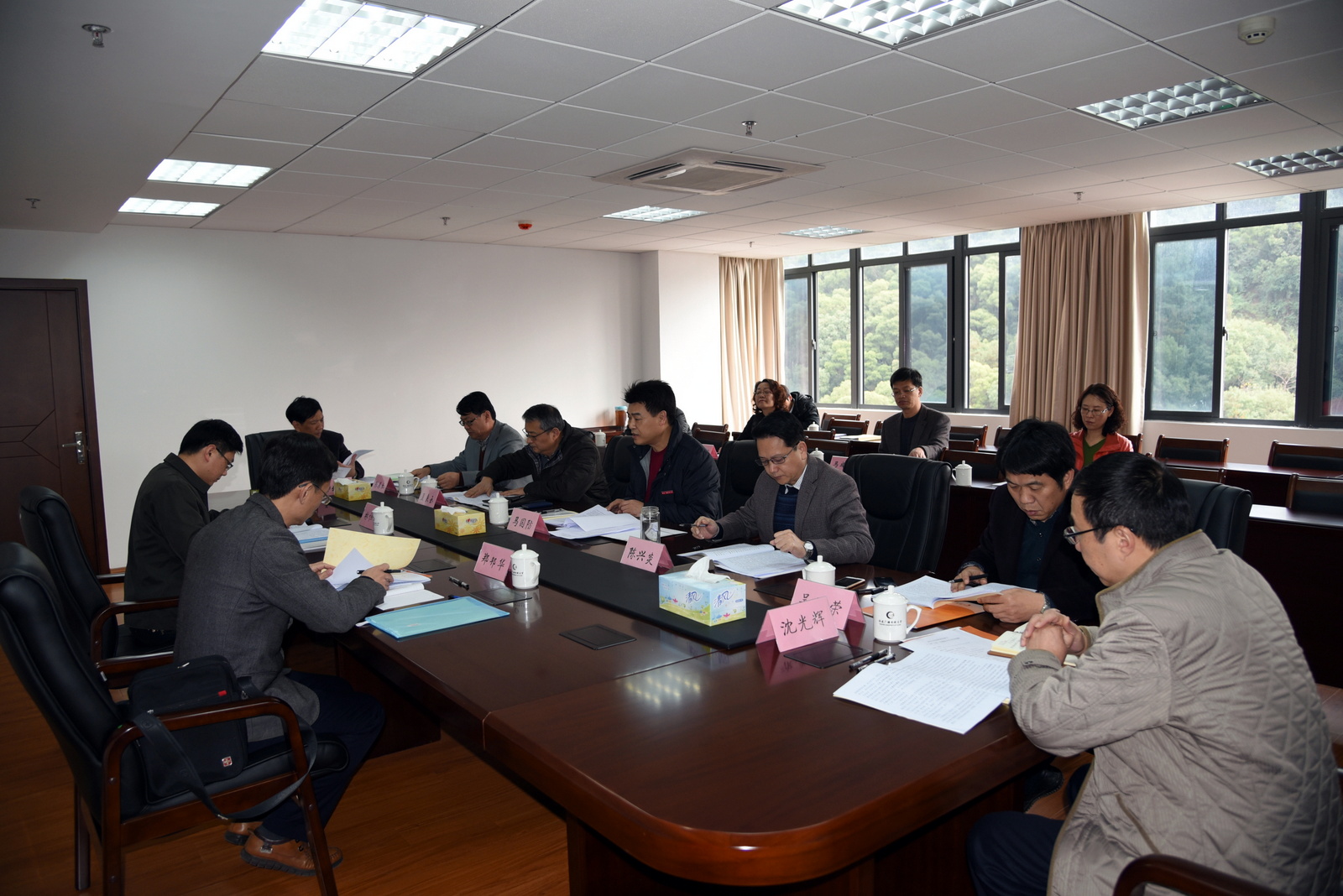 “三严三实”专题民主生活会会议现场