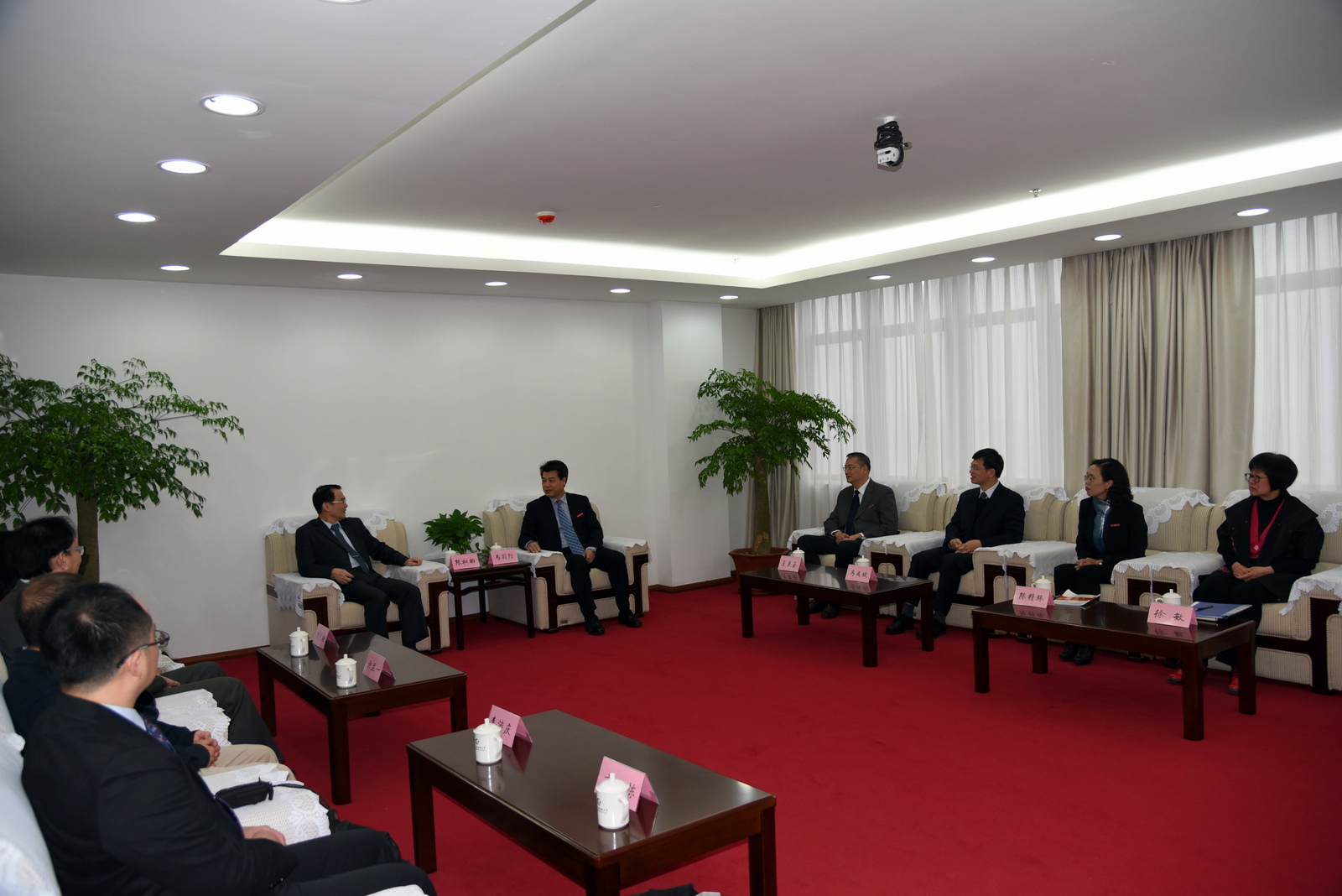 会见台湾空中大学客人