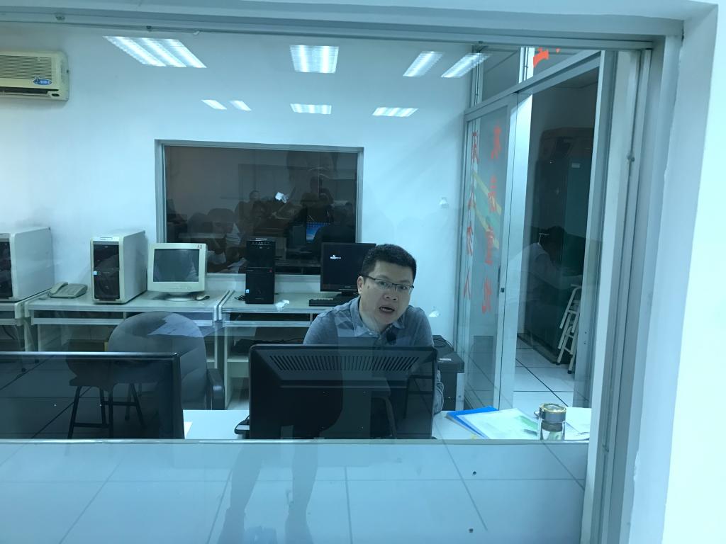 学院副院长陈志伟讲话