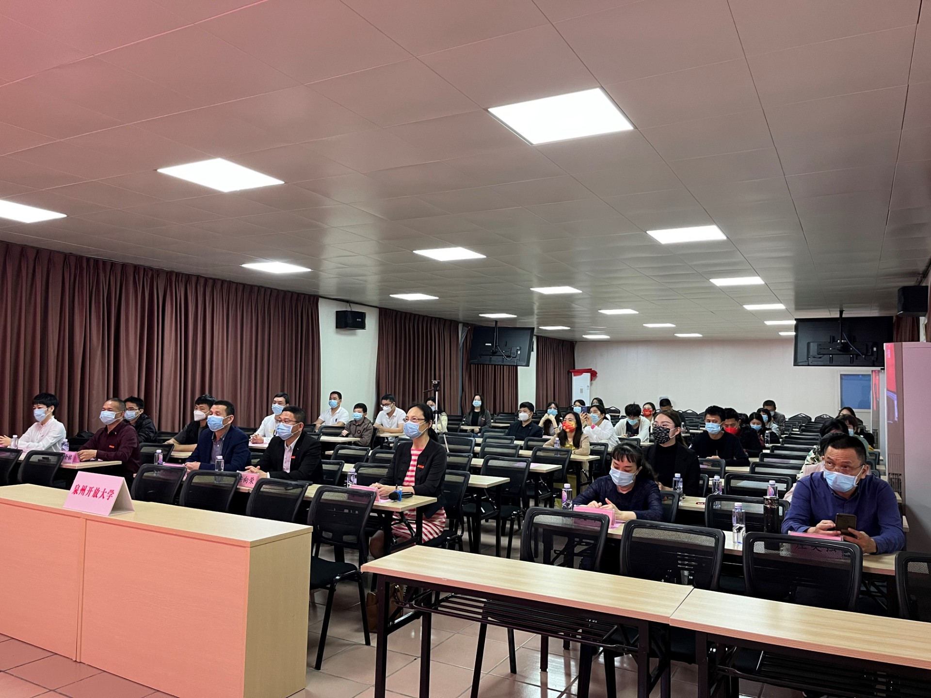 1652693572976662.jpg 1652693572976662.jpg